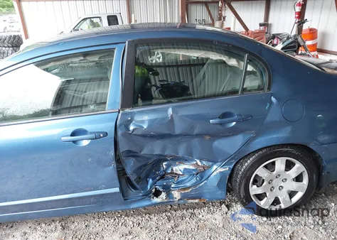 2007 Honda Civic Lx z USA, uszkodzony, nr VIN 1HGFA16557L040584